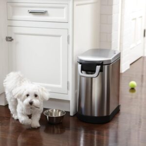 Alternative view of Medium Pet Food Storage Container